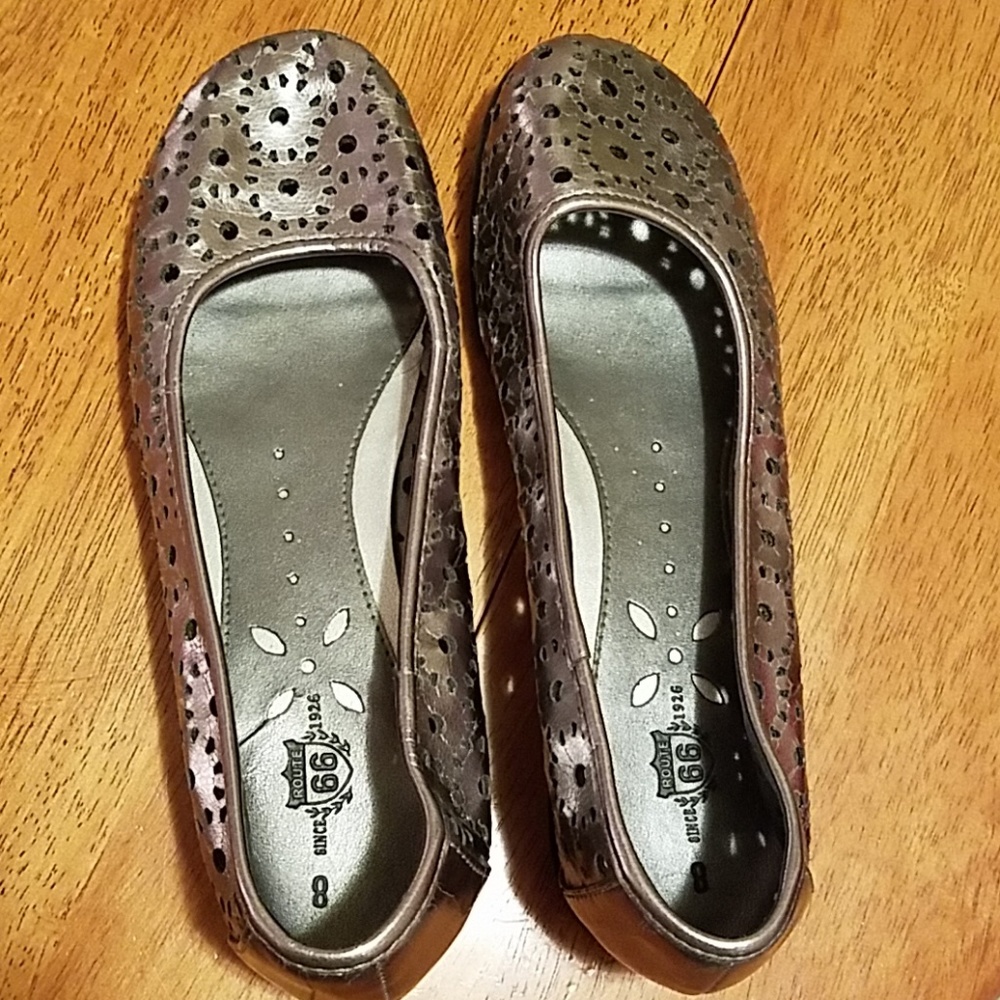 Grey mattalic flats